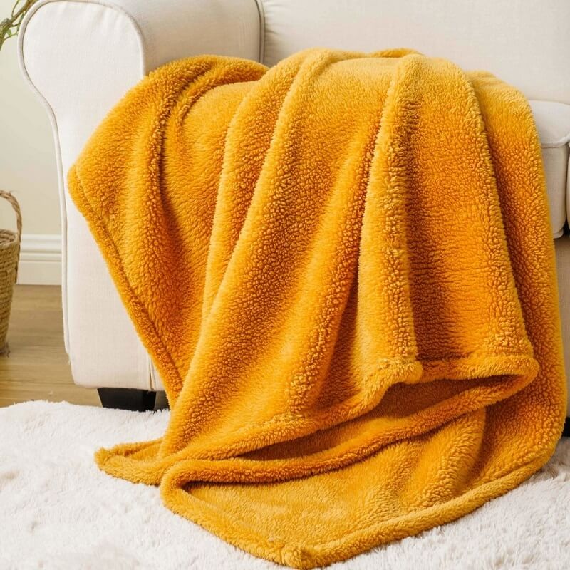 light weight chunky look sherpa blanket 2 1536x1536 1