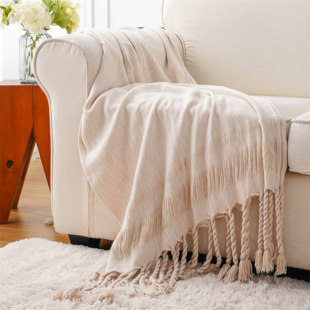 Cotton Acrylic Blend Woven Throw 4 1