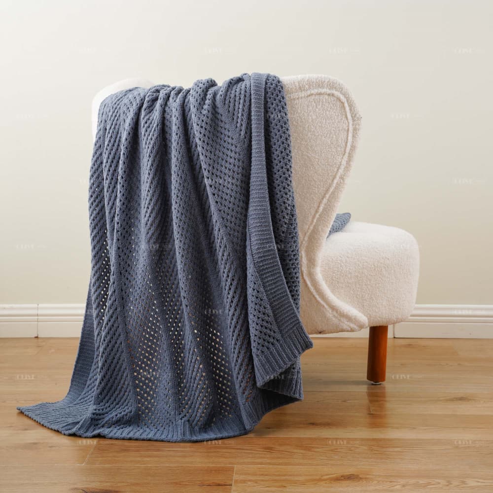 hollow out chenille knit blanket 6