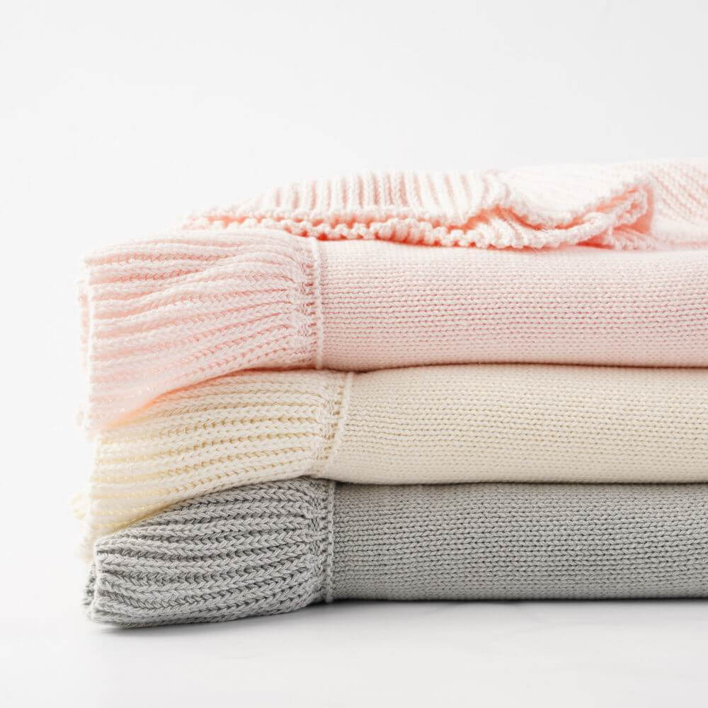 Gentle Cotton Knitted Baby Blanket with Ruffles 1