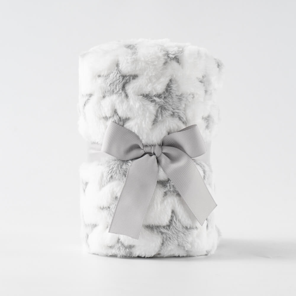 Jacquard Fleece Baby Blanket with Plush Toy Set 3